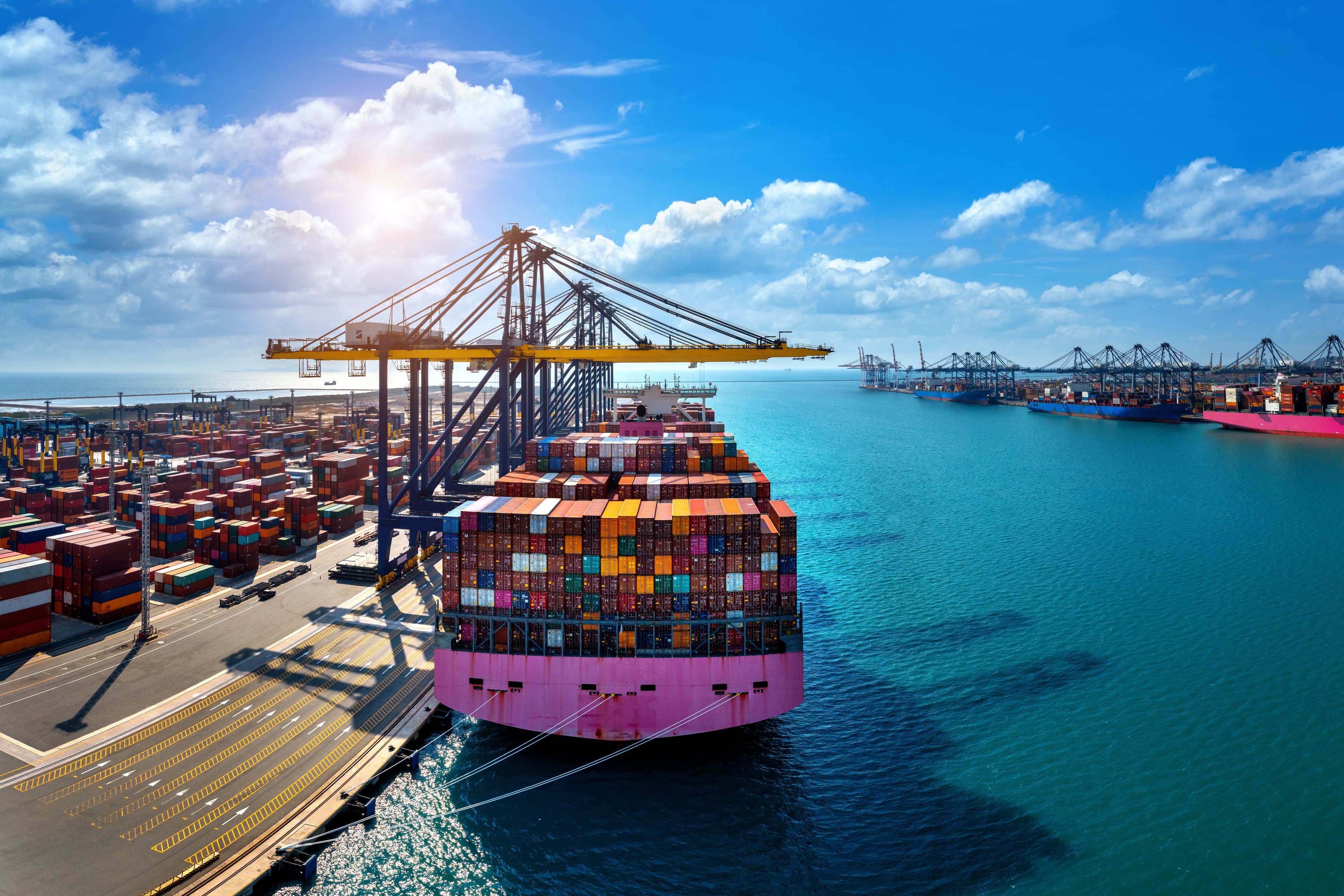 Sea freight container port